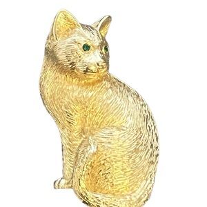 Vintage Christian Dior Gold Tone Cat Brooch w/ Emerald Green Eyes